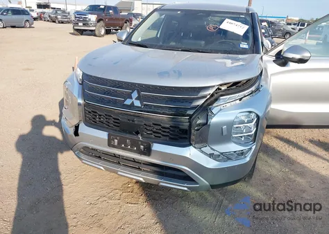 2024 Mitsubishi Outlander Se 2.5 S-Awc/Se Black Edition S-Awc/Se Black Edition W/Pano Roof S-Awc/Se Ralliart S-Awc from USA, damaged, VIN JA4J4VA89RZ069878